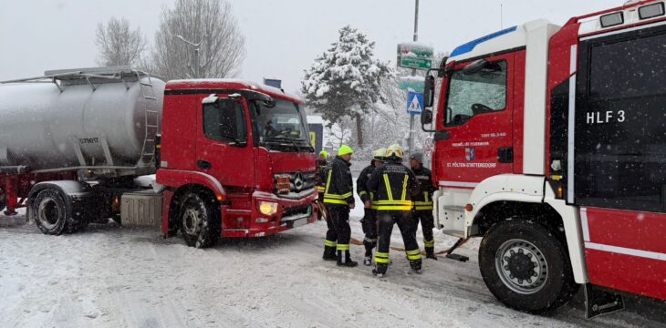 4 Fahrzeugbergungen in  4 Stunden • 20.02.2026, 07:06 Uhr 