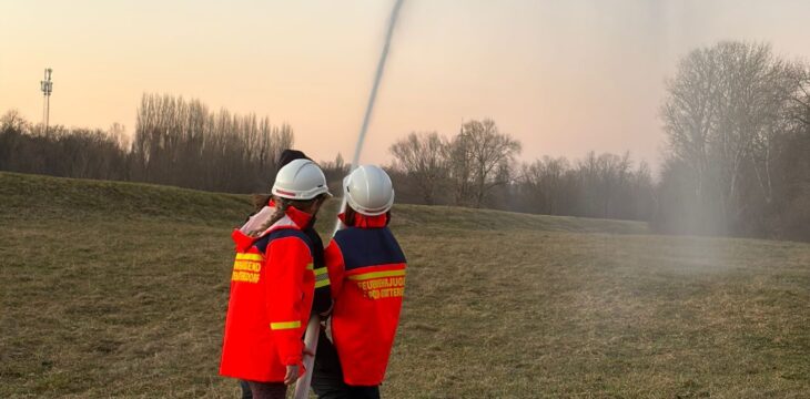 Feuerwehrjugend: Verwendung von B- und C-Schläuchen • 25.02.2026